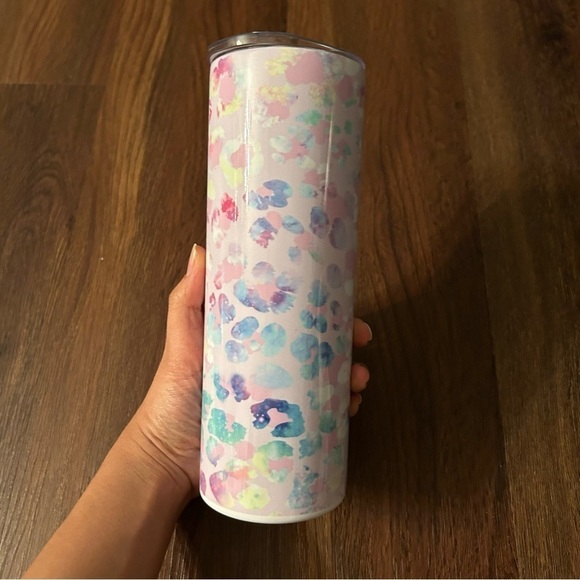 NEW D5 Designs Costumed Pink Designed Slim Tumbler - Picture 1 of 6